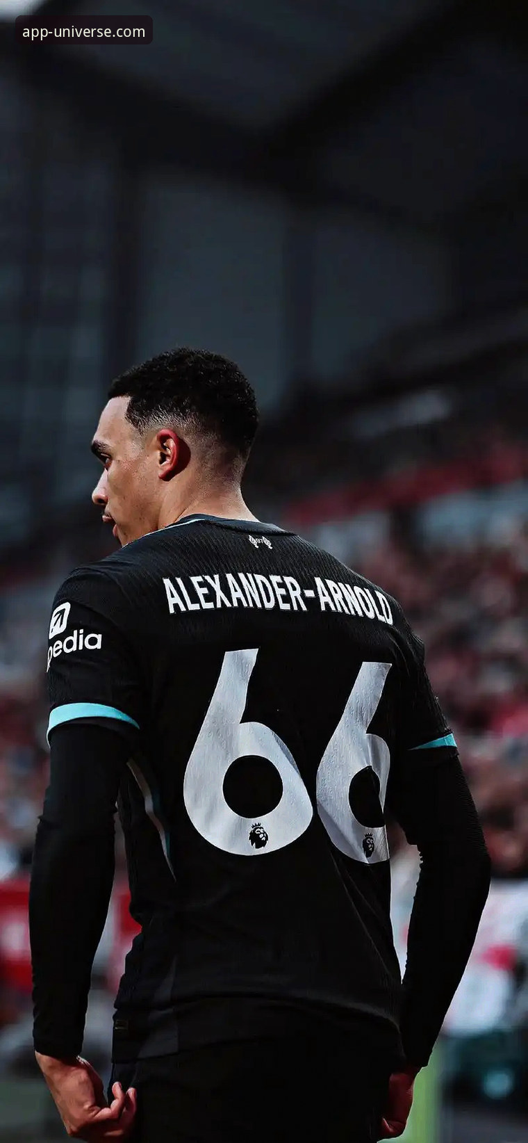 皇马球星阿诺德训练场外小插曲最新动态，专业视角解析球星与公众互动边界